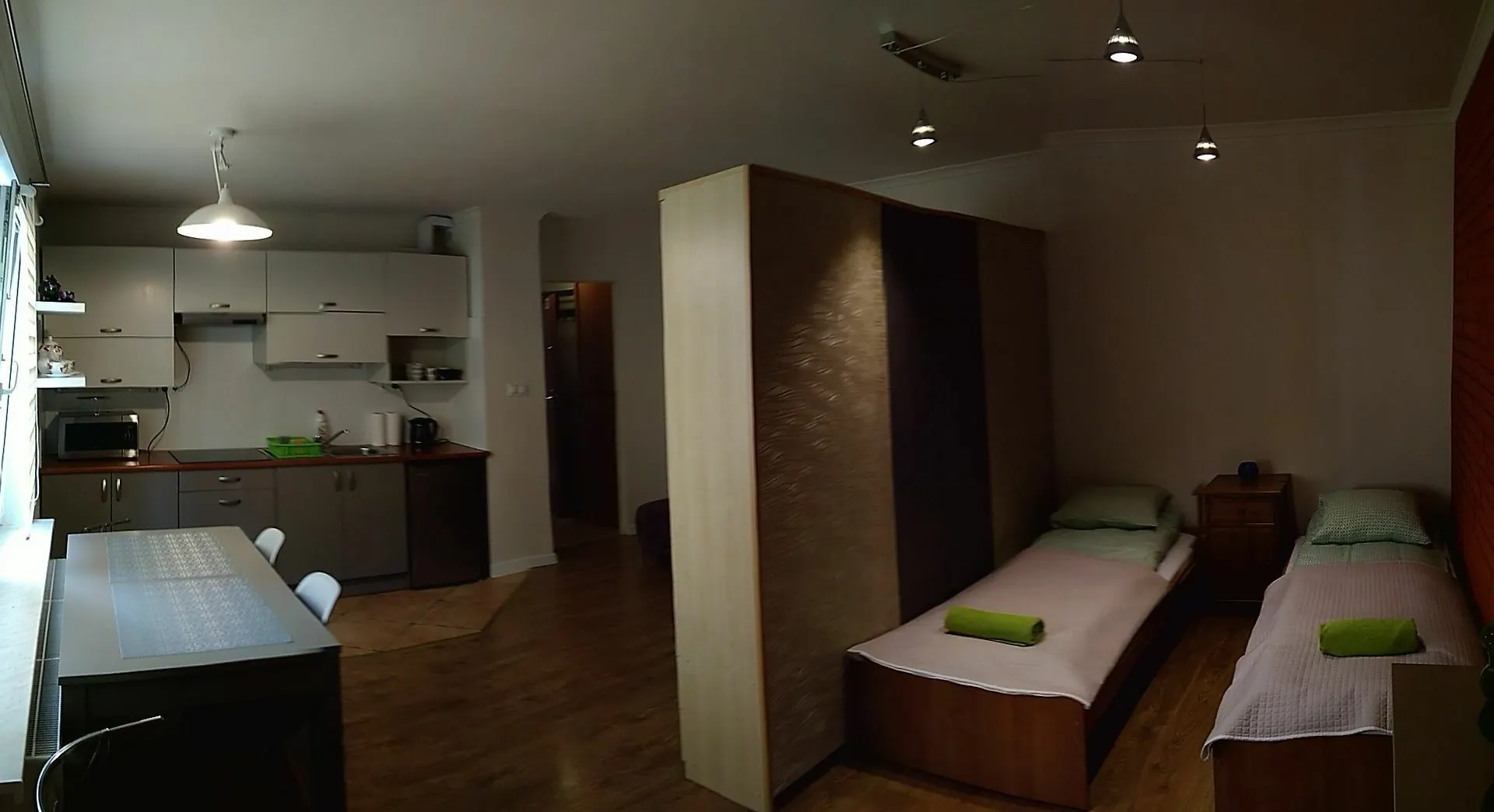Apartment Penguin Rooms Opole-Orlat Lwowskich St.